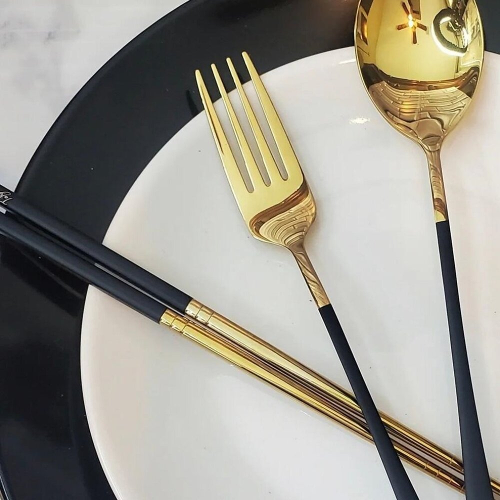 luxurious 4 pieces stainless steel   travel cutlery set eco NEW